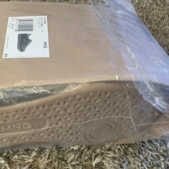 NWT Mango Leather Retro Sneakers Men's size 8. Women's size: 9.5 - Picture 5 of 5